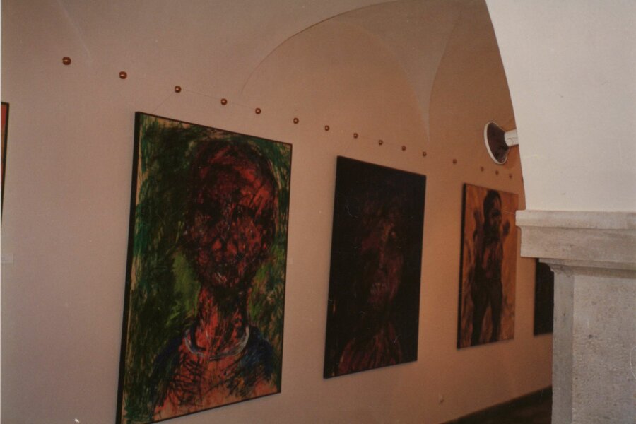 fotografie instalace z předchozí výstavy